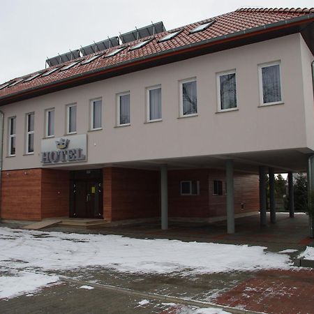 Hotel Pod Zlota Korona Ополе Экстерьер фото